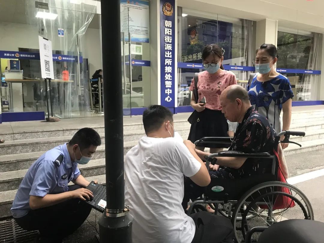 积极践行新时代的枫桥经验,践行枫桥经验护航经济发展