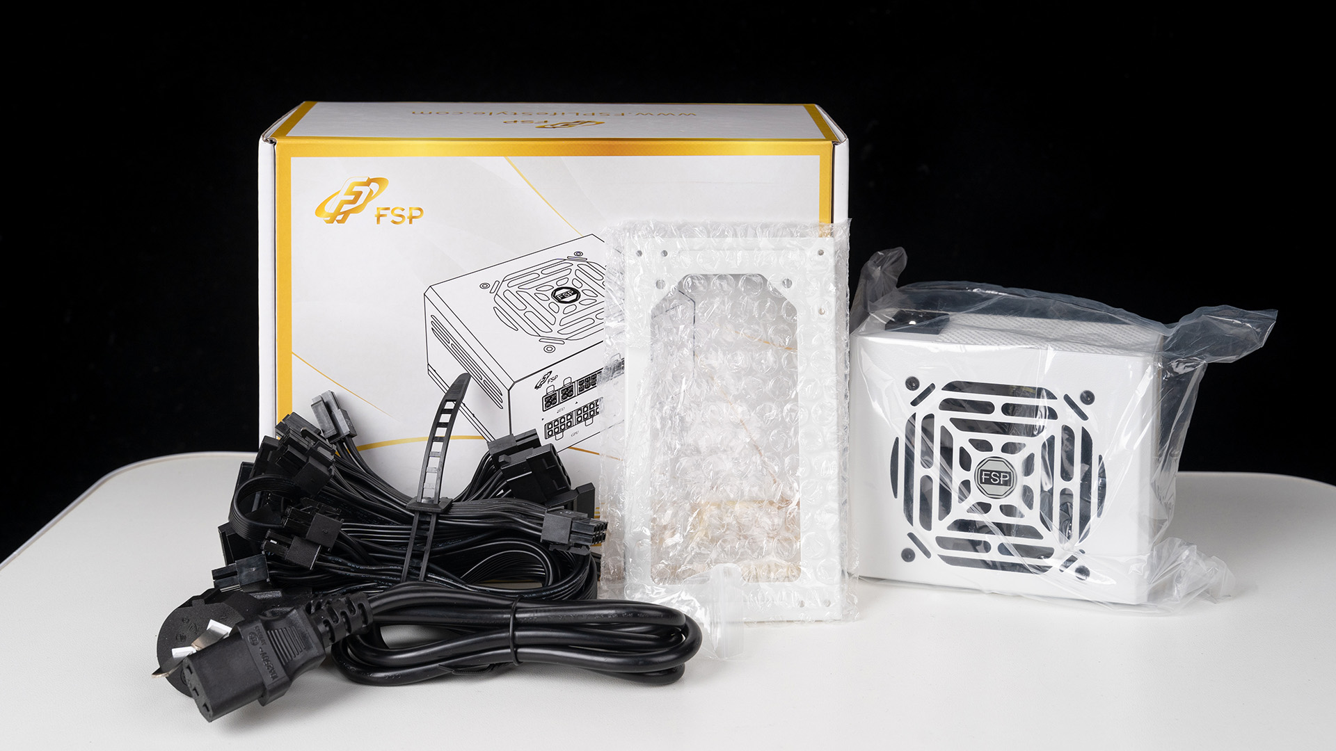 帮老爸装一台“超大杯”的8.1L便携主机—5600G+32GBD4+2*1TB固态