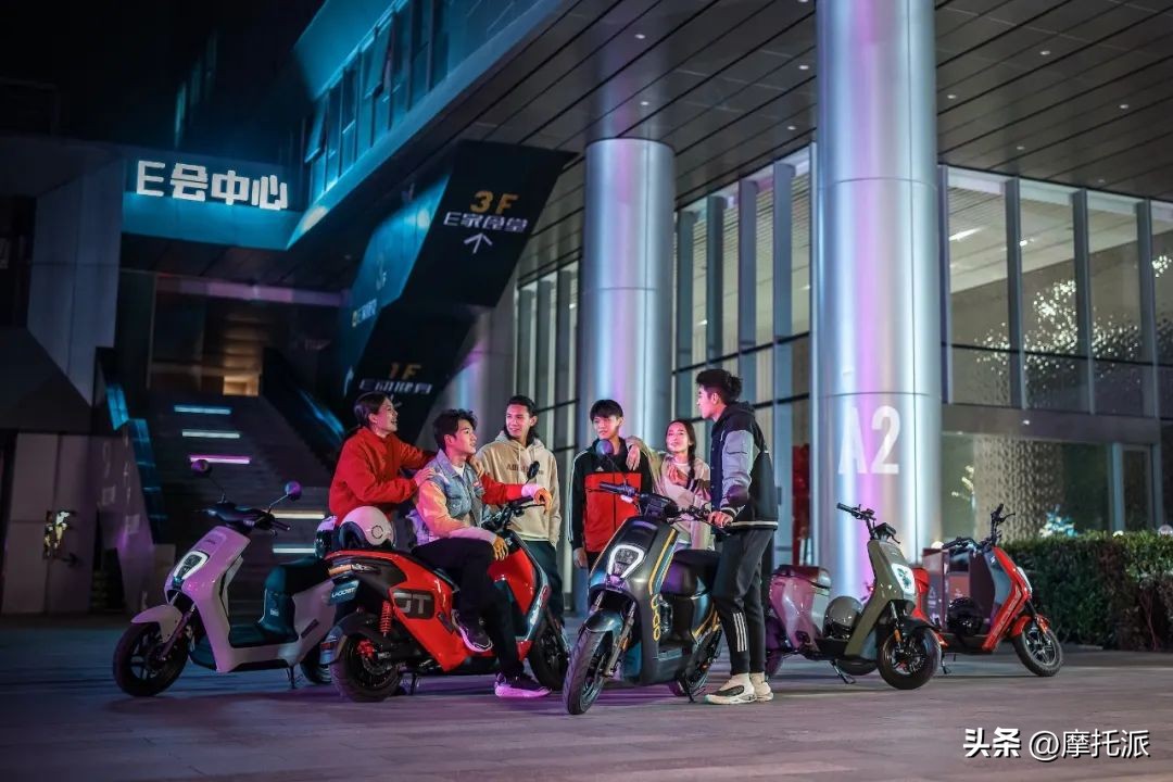 五羊本田新u-go电动摩托车评测,五羊本田u-gogt版电摩