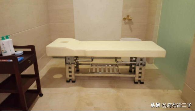 一杯绿茶，大爷享受了洗浴中心“VIP”顶级服务