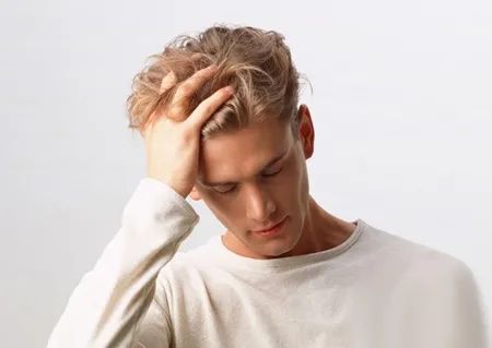 怎么缓解高原反应头疼躺着也头疼,头疼按哪个穴位可以缓解头疼