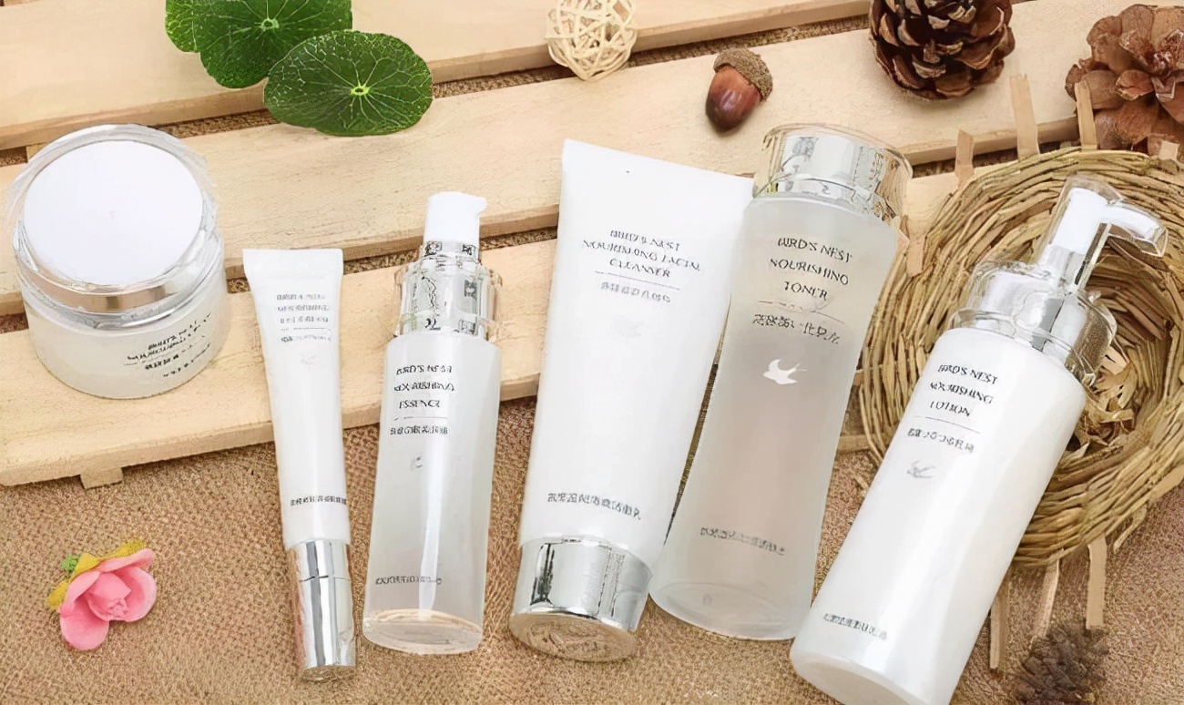 怎么化妆做到换头的效果,化妆如换头如何打造精致演员脸