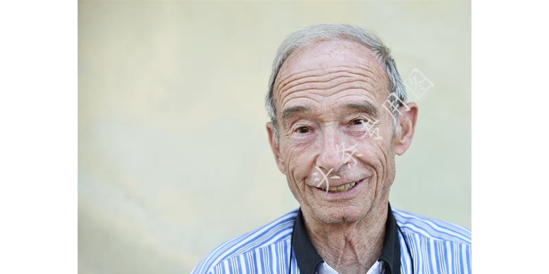 孙子收到爷爷奶奶红包,大年初一不小心收到空红包咋办