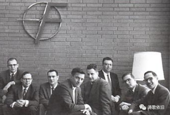 计算机详细历史,计算机发展简史200字