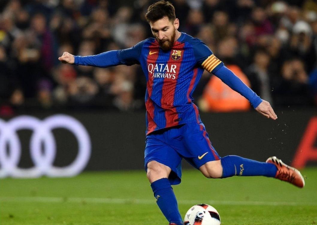 梅西转场视频导入,一代足坛传奇梅西就此落幕