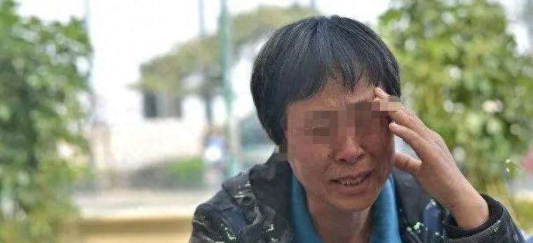 63岁大爷爬山,63岁大爷邀请56岁大妈爬山