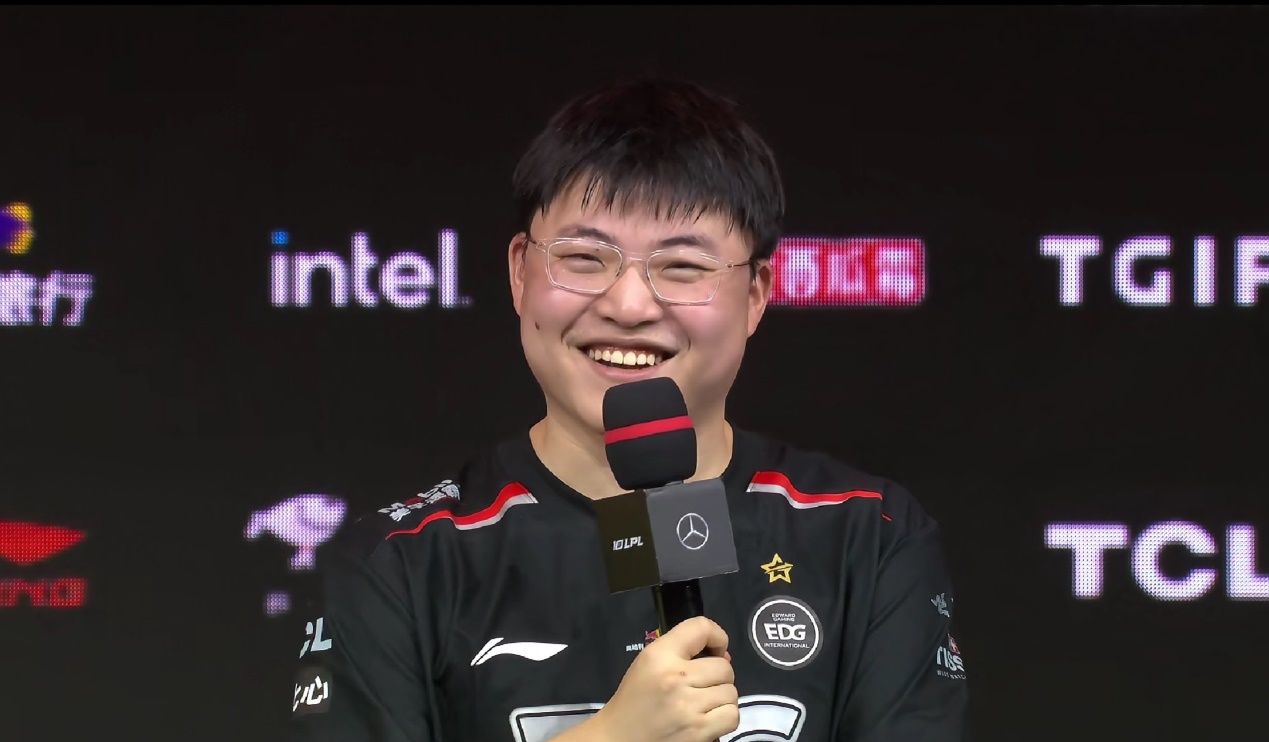 uzi最新训练情况,uzi最新训练赛战绩