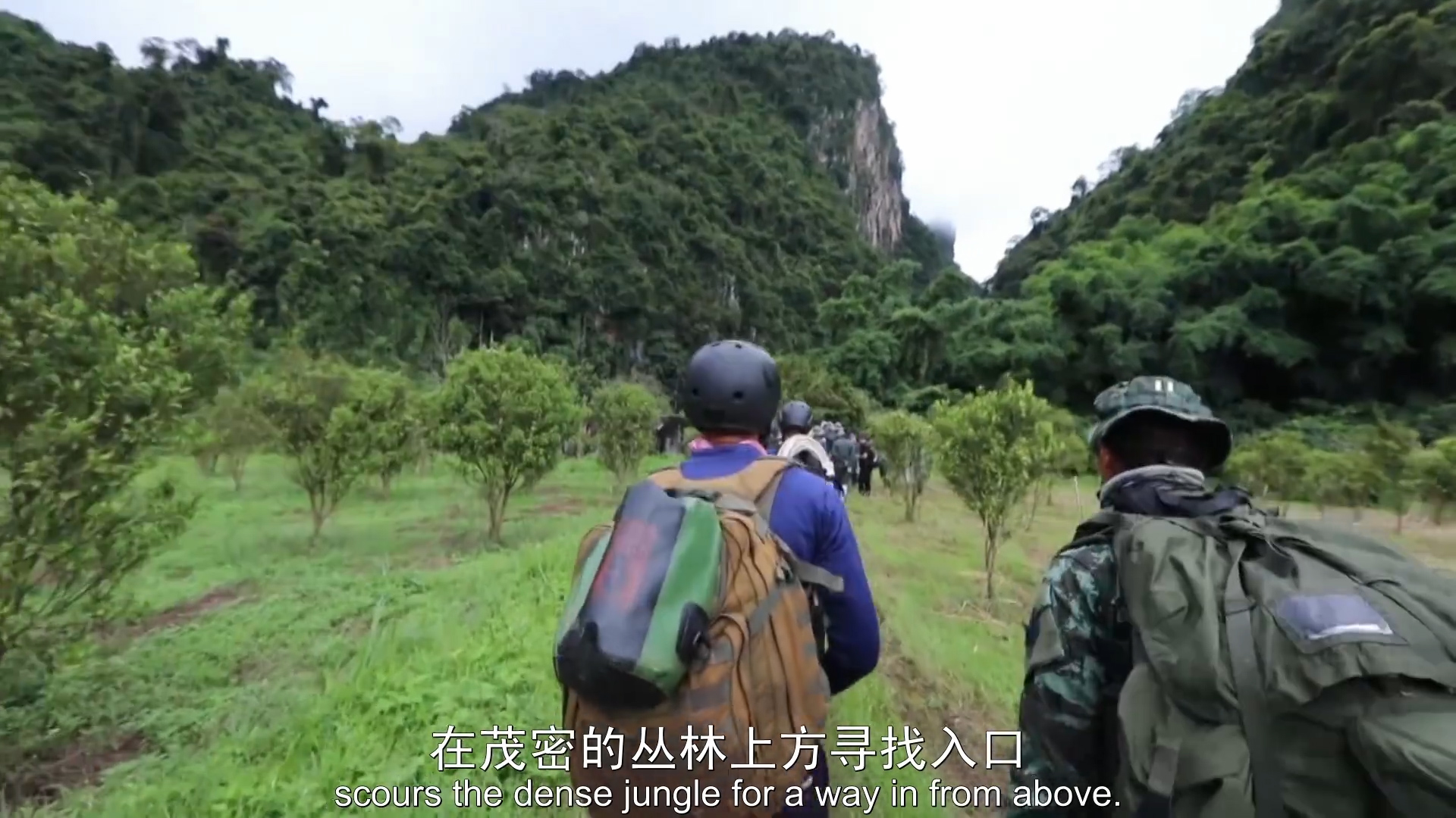 泰国18人球员困在洞穴事件全过程,泰国洞穴救援教练去世