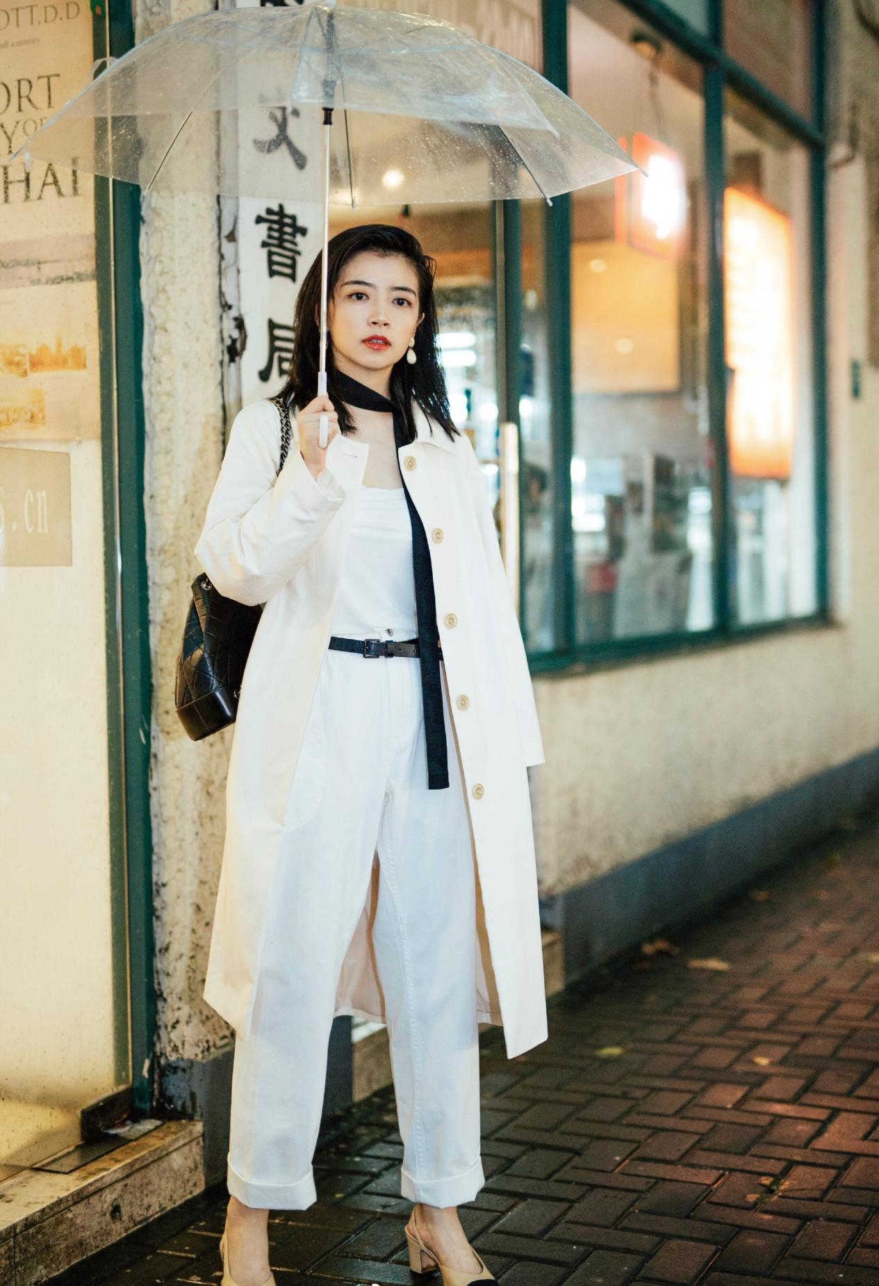 一条“腰带”打造衣橱精致感，学习博主三木怎么搭，高级又有气质