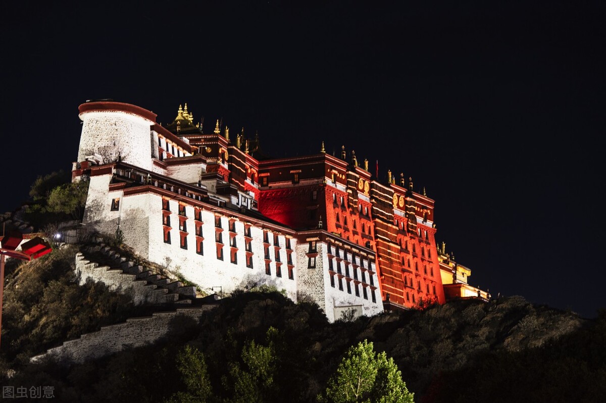 布达拉宫建筑简介资料,布达拉宫简介50字左右