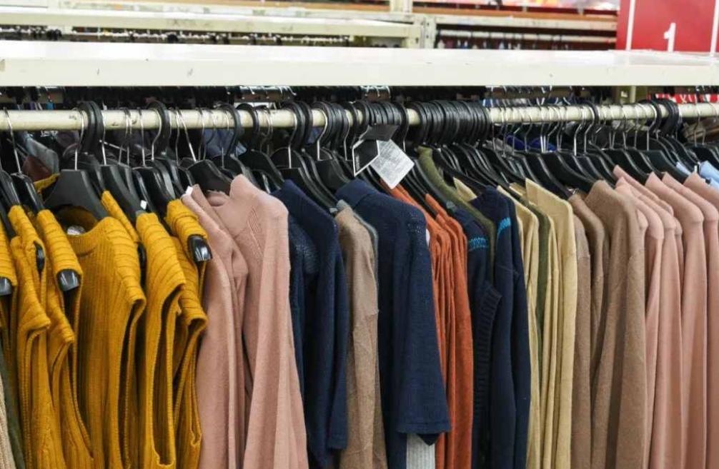 怎样让衣服永不褪色,怎样让泛黄的衣服显白