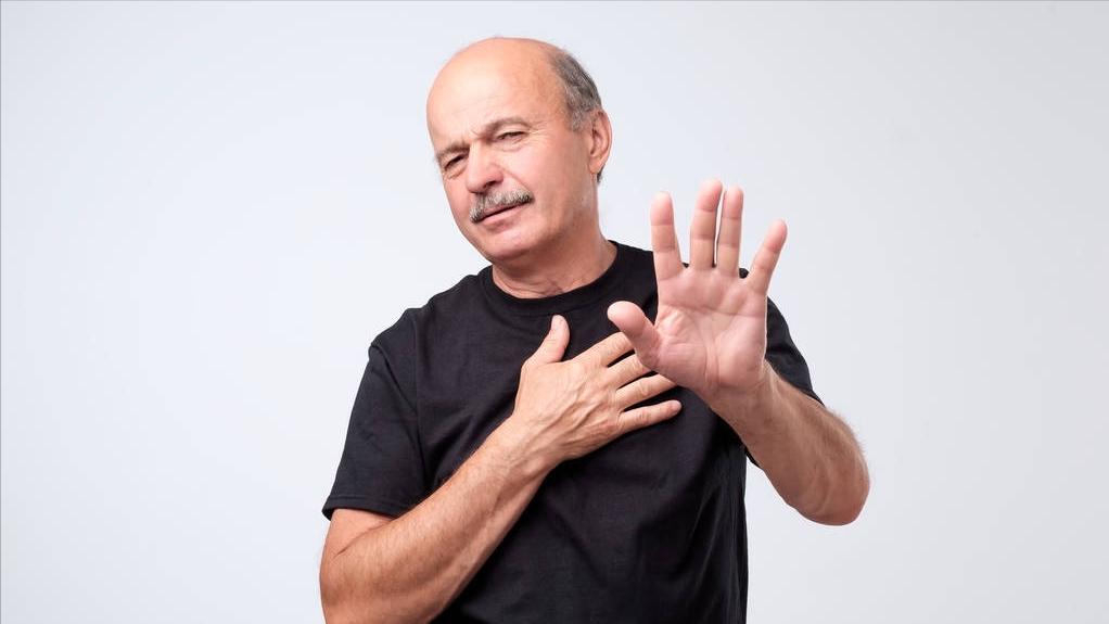 70岁以上老人的生活建议,老年人还能再婚或同居生活吗