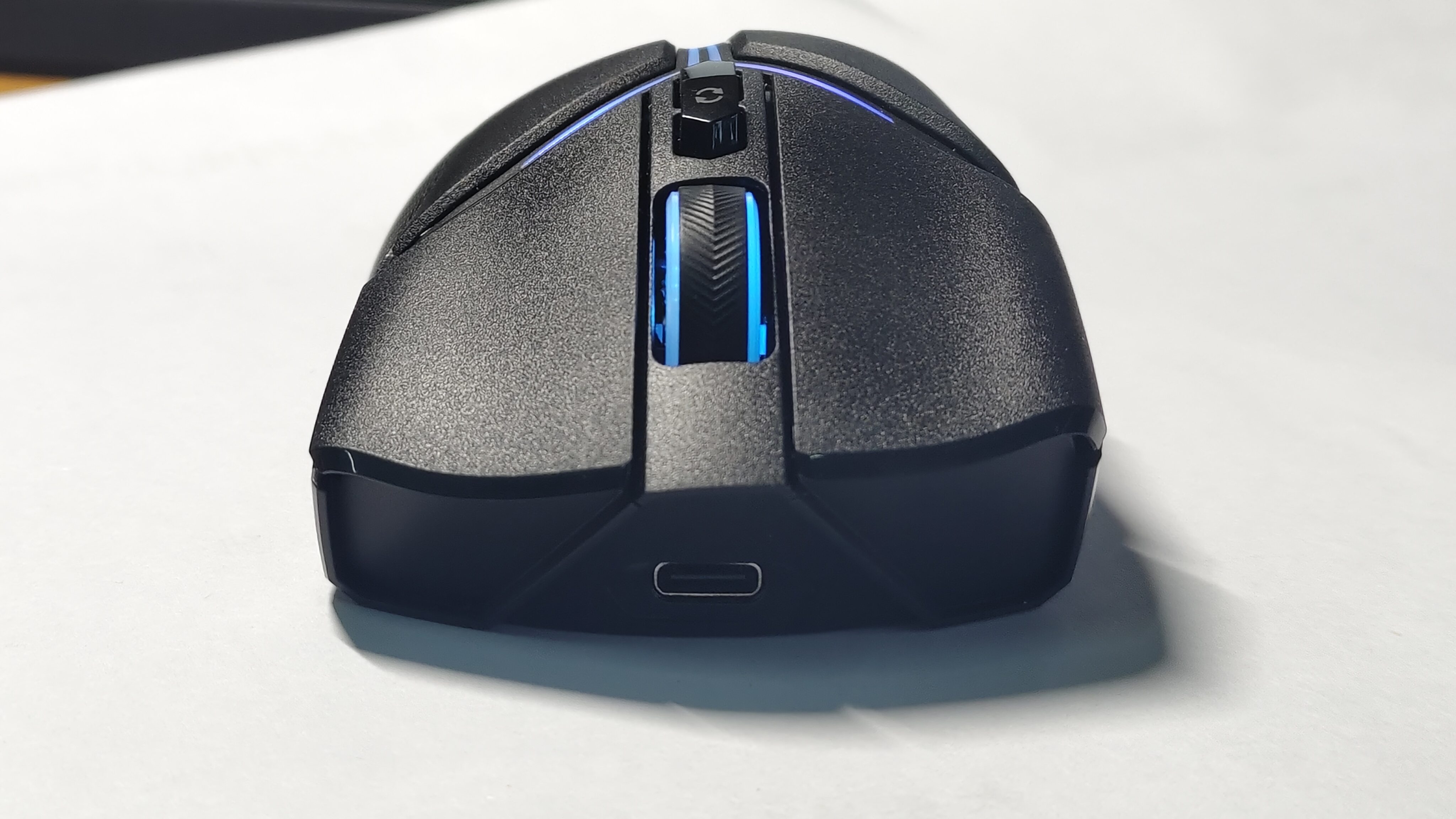 无线游戏鼠标推荐100元以下,游戏鼠标推荐无线无按键