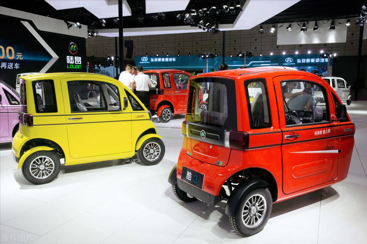 电动四轮车驾驶证年龄限制,电动车驾照怎样考