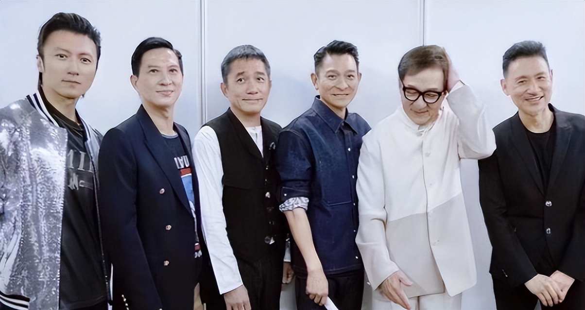 棣欐腐鍥涘ぇ褰卞笣缁忓吀鏃跺埢,棣欐腐涓ゅぇ褰卞笣宸呭嘲瀵瑰喅