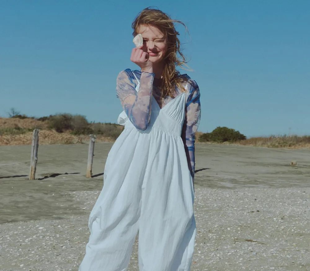 今年早春必入的裙子太时髦了,秋冬日系减龄裙子