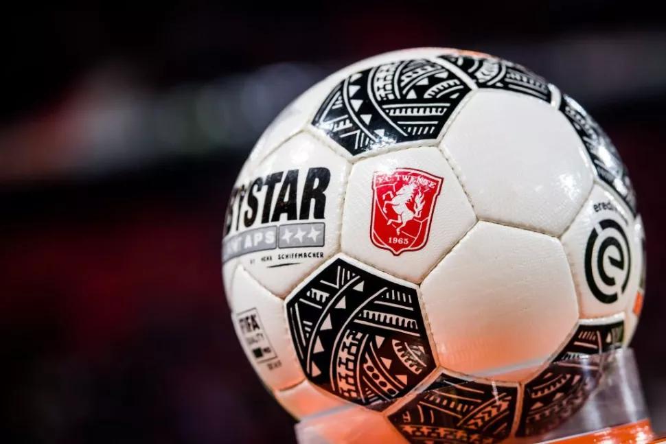 最伟大3个球,最伟大的100场田径比赛