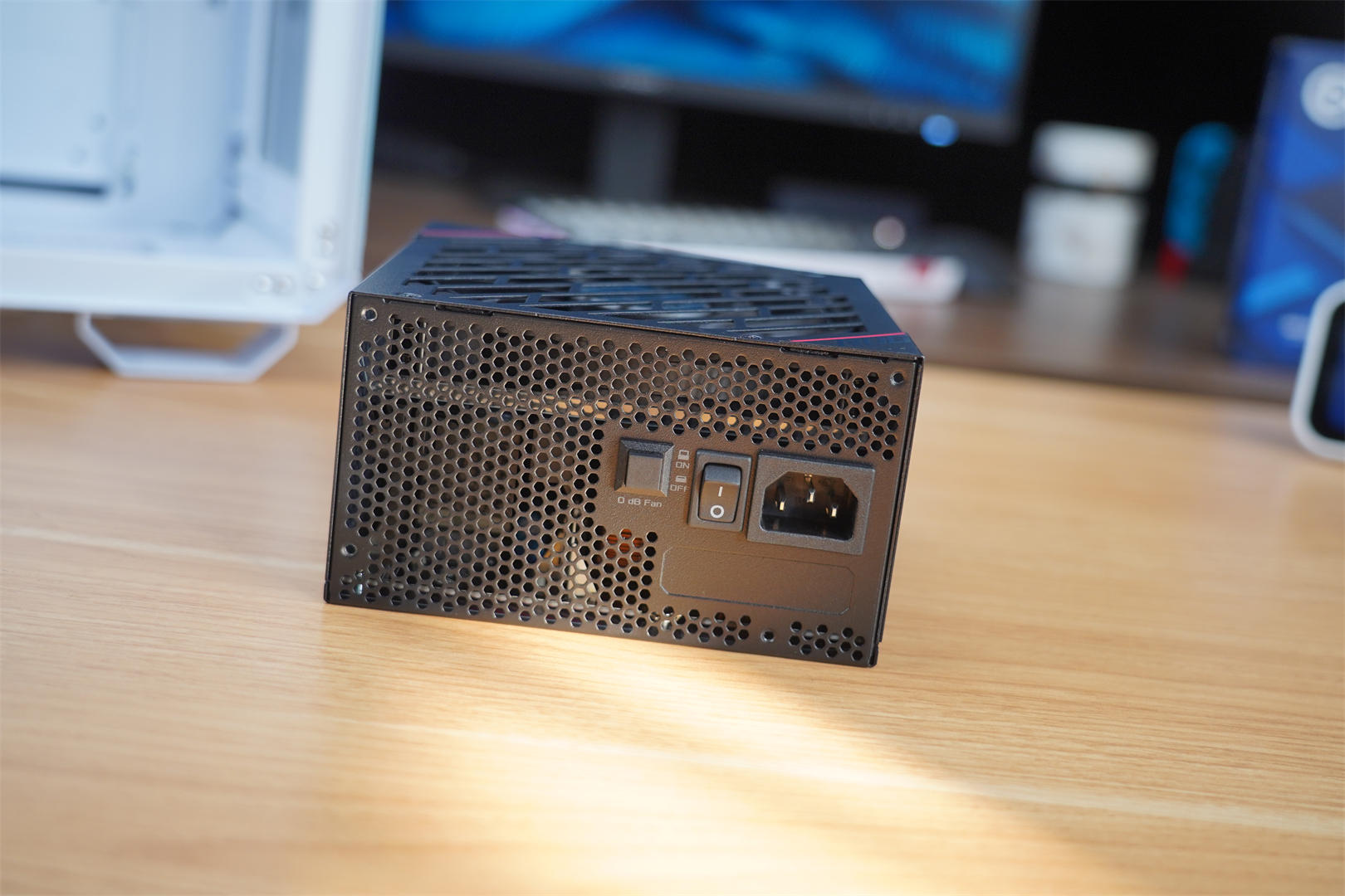 rogz690-a吹雪ddr4,rogz690吹雪d5