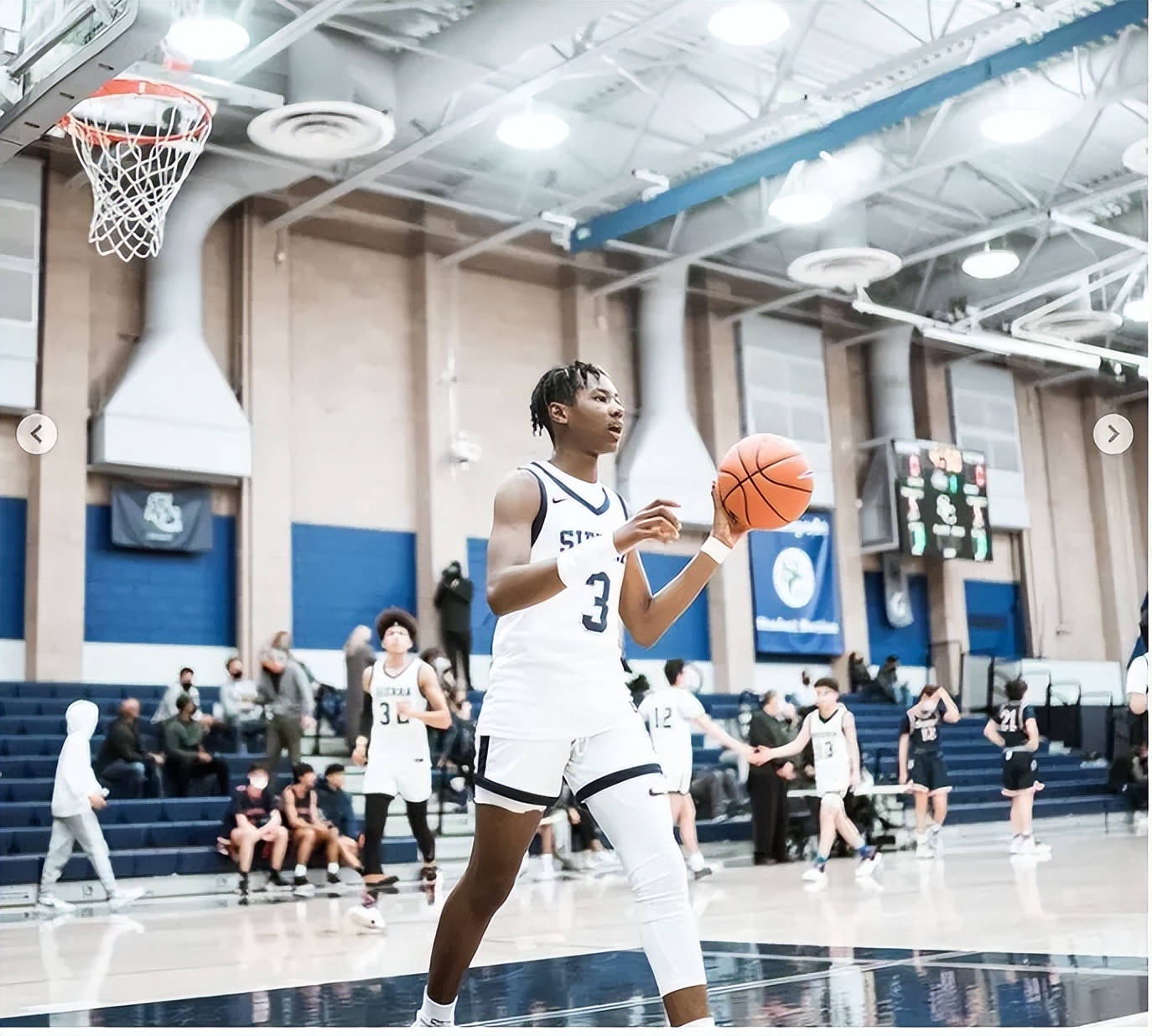 勒布朗詹姆斯的跳跃能力,勒布朗的两个儿子哪个厉害