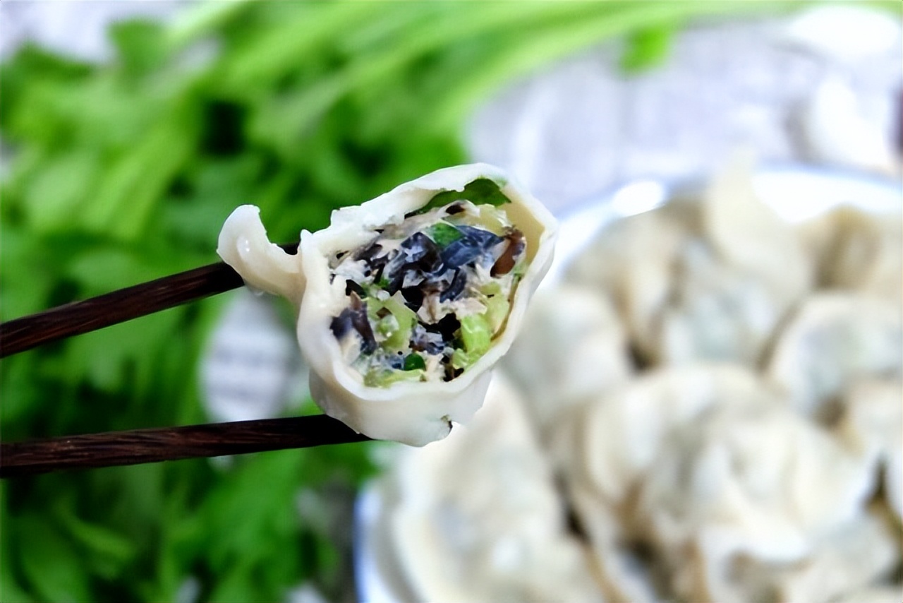 饺子馅是调好保存还是不调,调好的白菜饺子馅怎么保存一晚上