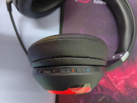 漫步者hecate电竞蓝牙耳机推荐,漫步者HECATEG4幻彩版游戏耳机
