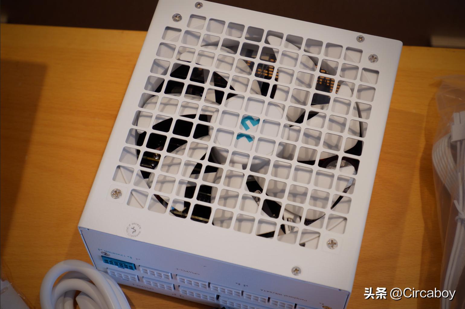 电竞房打造教程,电竞房如何装版