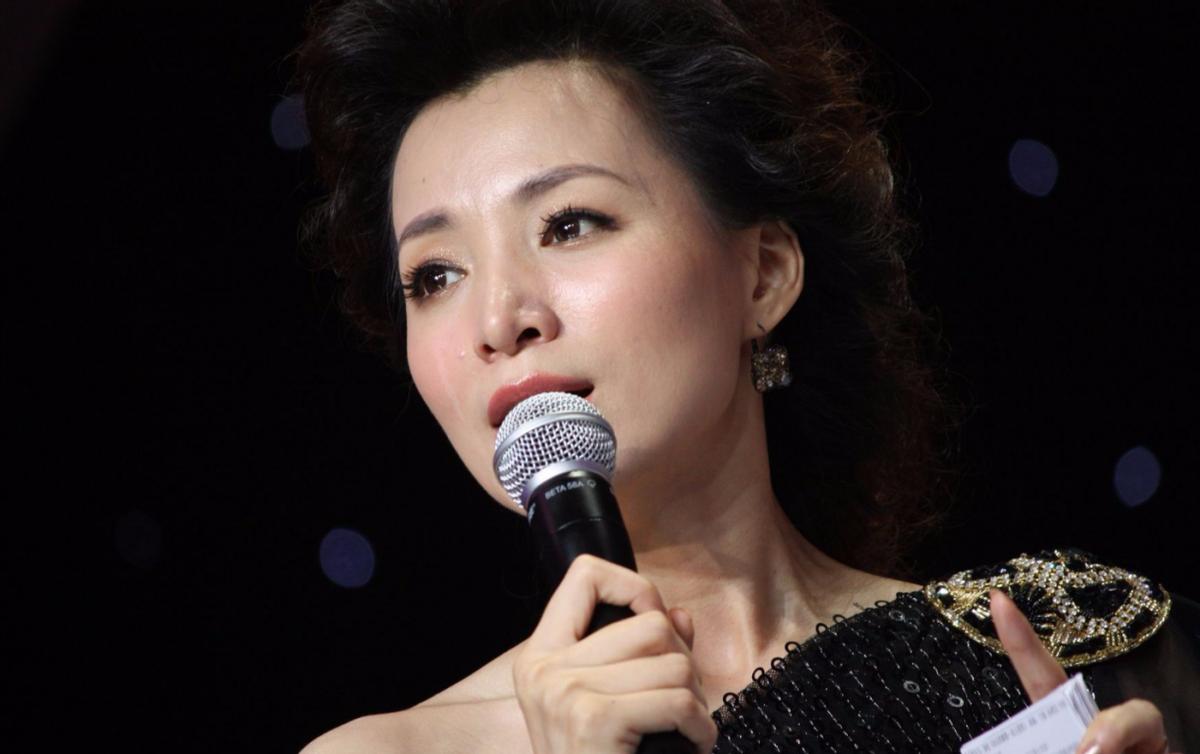 上海最有钱的富豪老板娘,上海隐形富豪白手起家到身价60亿