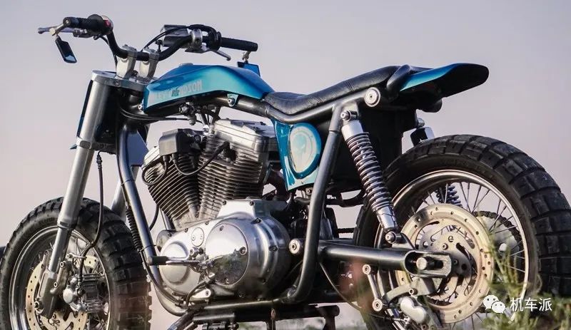 定制|来自望加锡的小怪兽哈雷XL1200Tracker欣赏