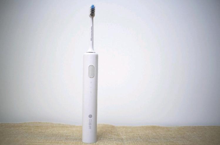 哪个品牌的电动牙刷又经济又好用,什么牌子的电动牙刷好用推荐