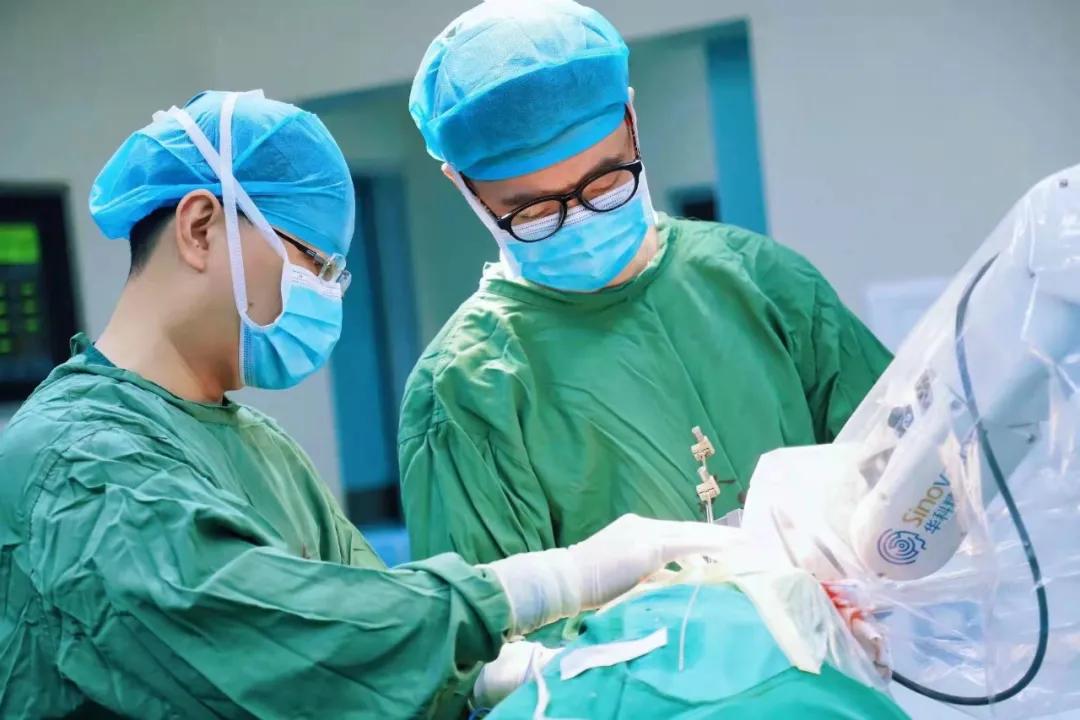 韶关首例！机器人手术成功