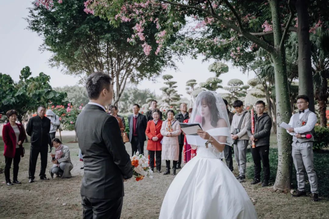 给你们分享婚礼最感动的时刻,每一场婚礼都应该这样美好而幸福