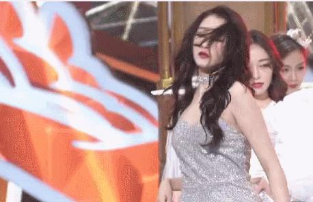 鹿晗关晓彤恋爱几年了,鹿晗关晓彤恋爱全过程