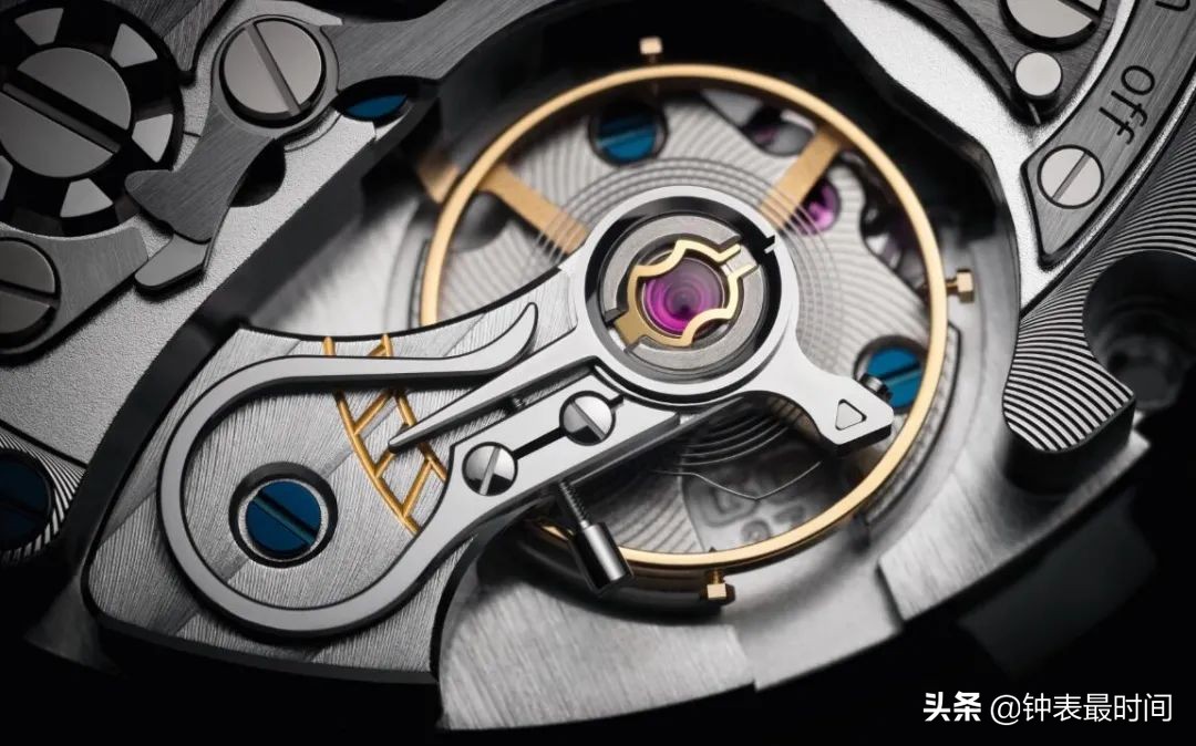 瑞士名表哪一款方形表盘好看,细数瑞士奢侈腕表