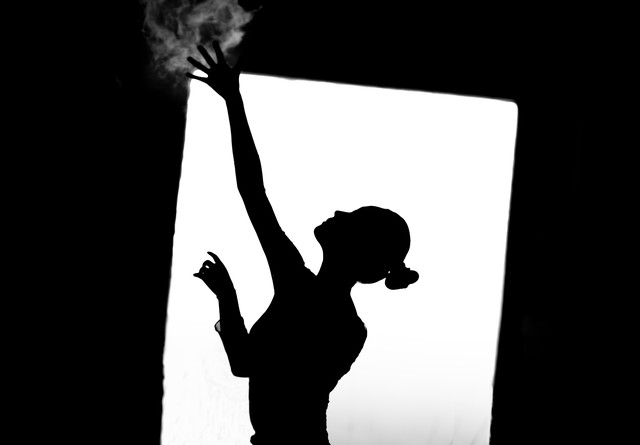 校花贪慕虚荣毁一生,校花贪慕虚荣却毁了自己一生