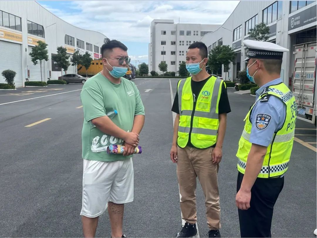 交通执法大队安全生产月简讯,内部交通安全宣传月工作总结