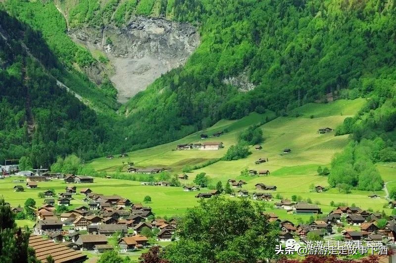 欧洲瑞士旅游线路,卢塞恩金色山口观光火车