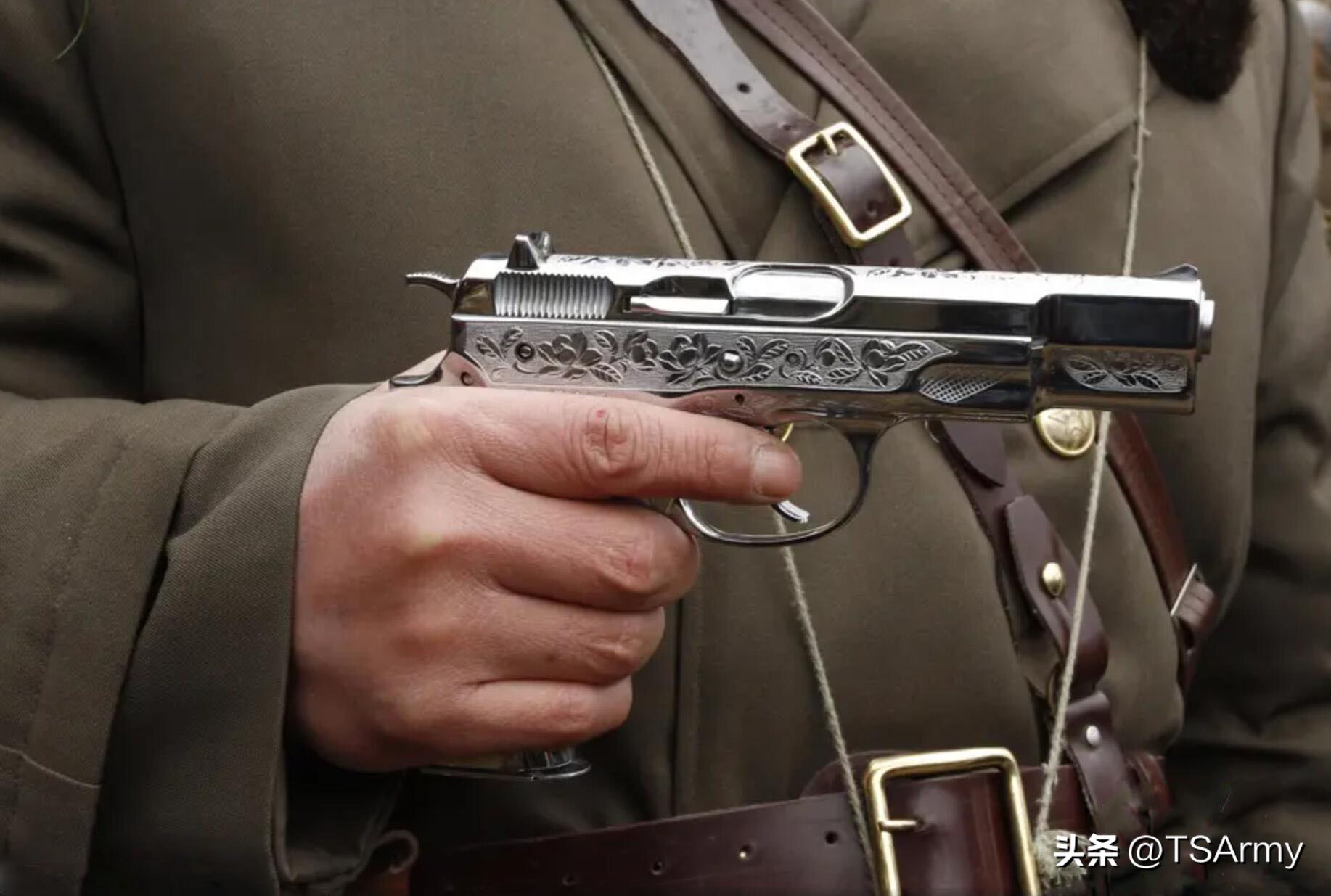 世界上目前军队制式最好的手枪,盘点我国军事手枪