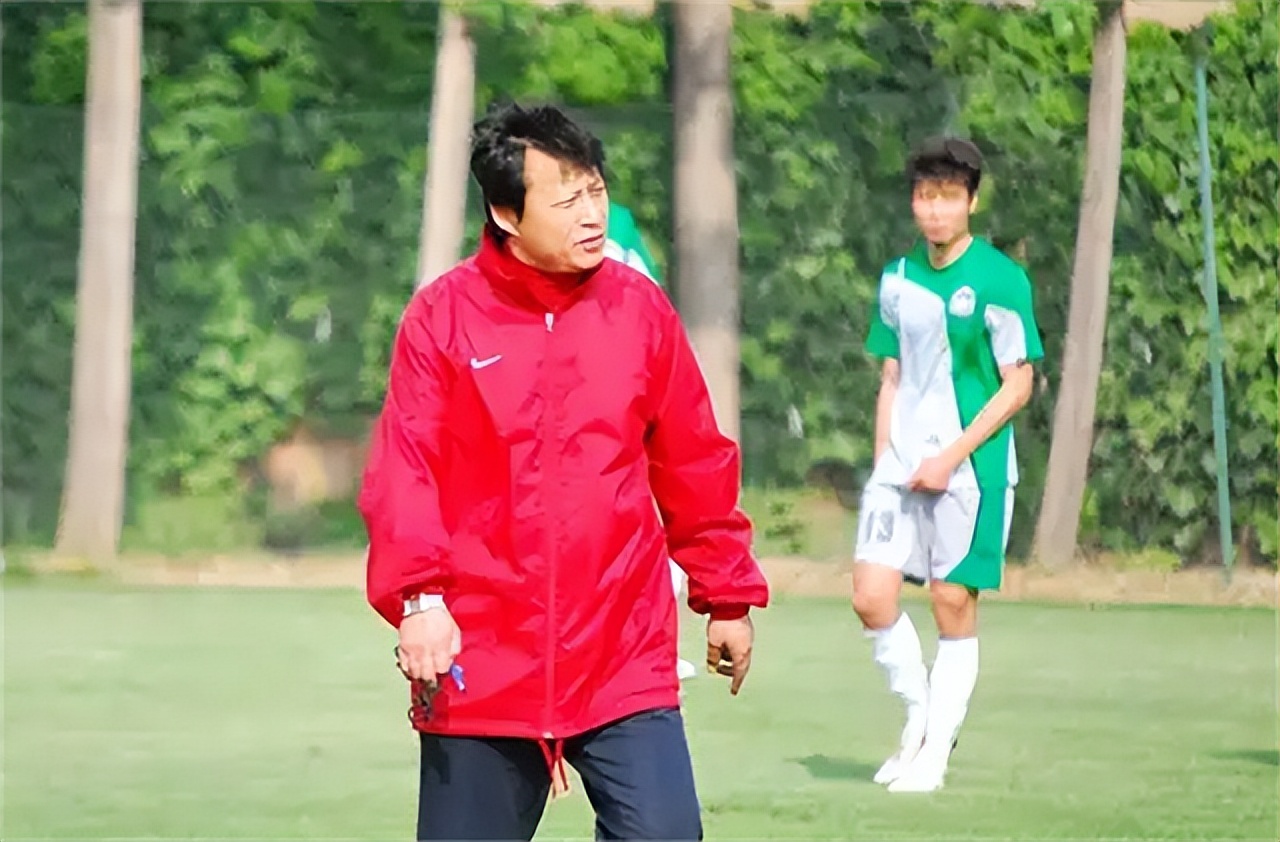 足球董礼强现在干啥,中国足球董礼强