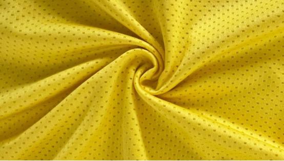 广西育德青少年足球青训营与潘帕斯达成服装定制