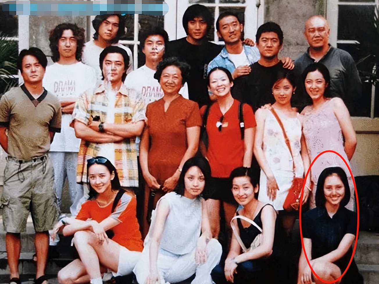 袁泉6根钢钉,袁泉走红毯打了多少明星的脸