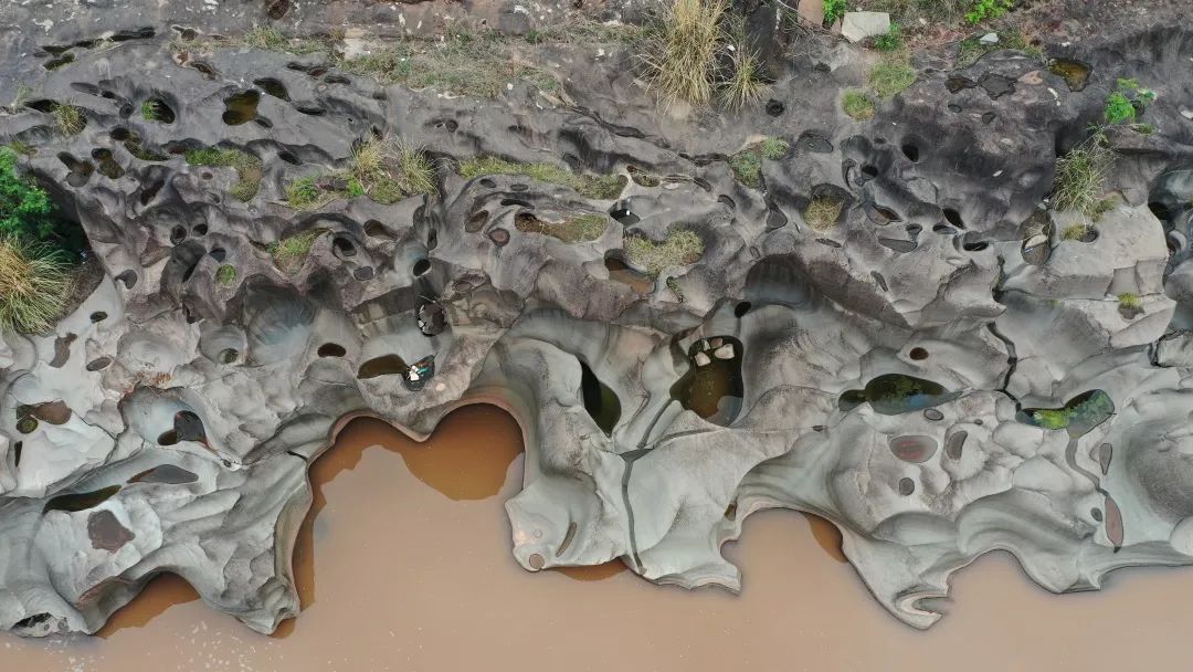 浼氫笢鍐ぉ,浼氫笢鍐姘旀俯