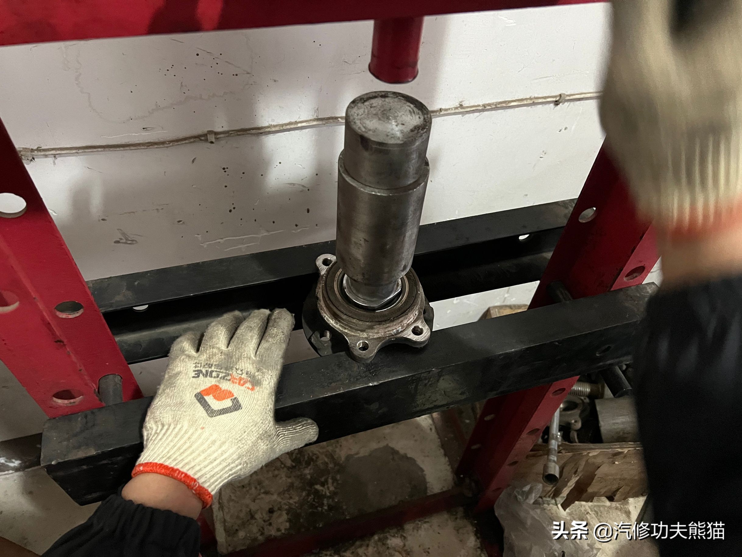 奥迪q5三代ea888烧机油是怎么回事,奥迪q5三代ea888不烧机油