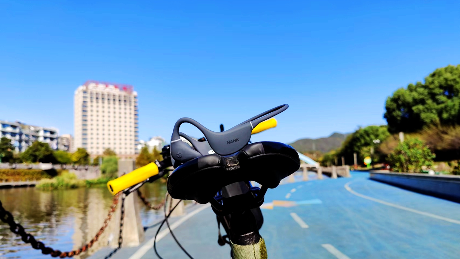 有容乃大的iPhone14Pro1T配件怎么买？超越“原厂”就对了