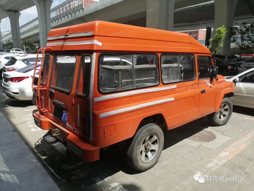 战旗对比北京212,bj212新款和bj80新款区别