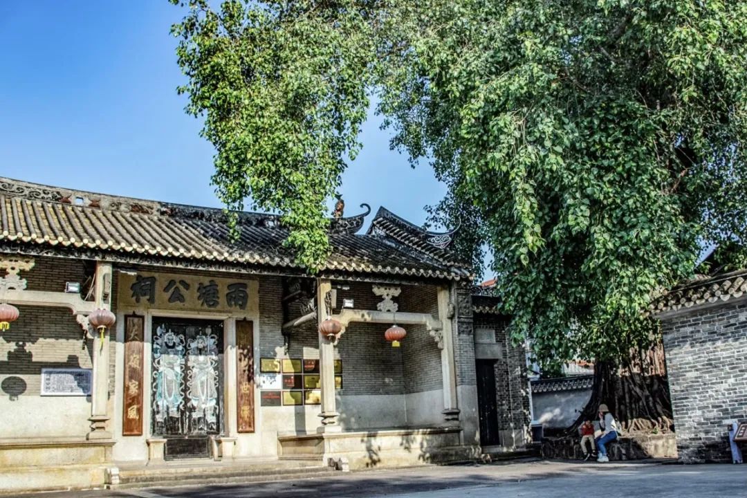 奇了怪了，究竟是什么宝地让广州老饕们也净爱往这钻？