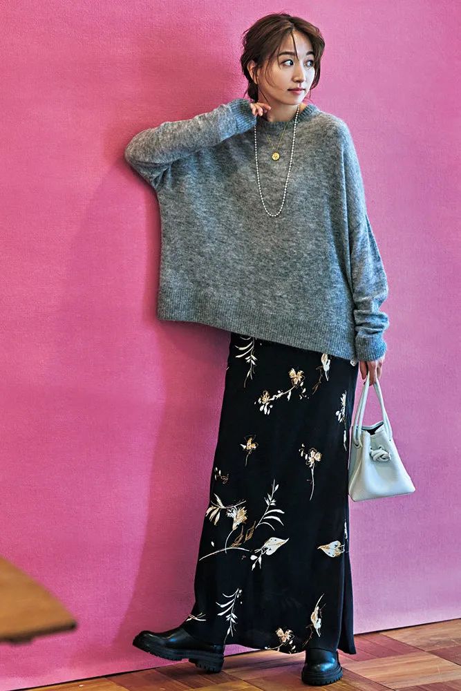 穿裙子靴子过年,过年穿了裙子显瘦