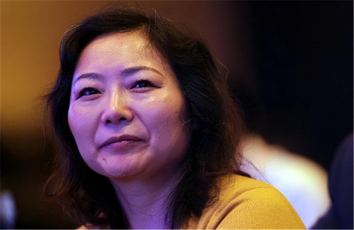 蔡奎和吴亚军离婚原因,蔡奎身价有多少亿