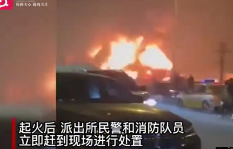 烟花是人们对美好生活的向往,烟花是对美好生活的向往