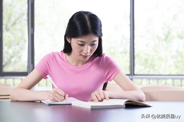 大数据包括哪些特征,大数据专业好找工作吗