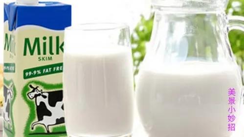超市员工说漏嘴这4种牛奶不能买,超市牛奶箱封口没封口区别
